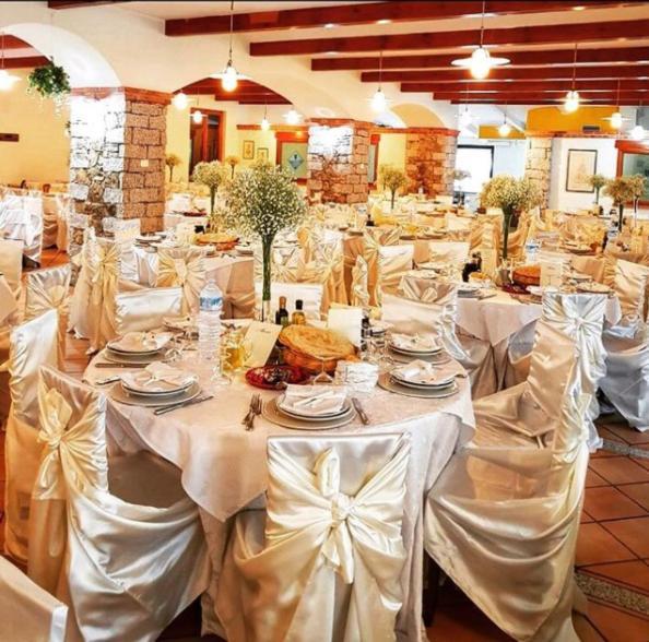 Hotel Taloro ガヴォーイ エクステリア 写真
